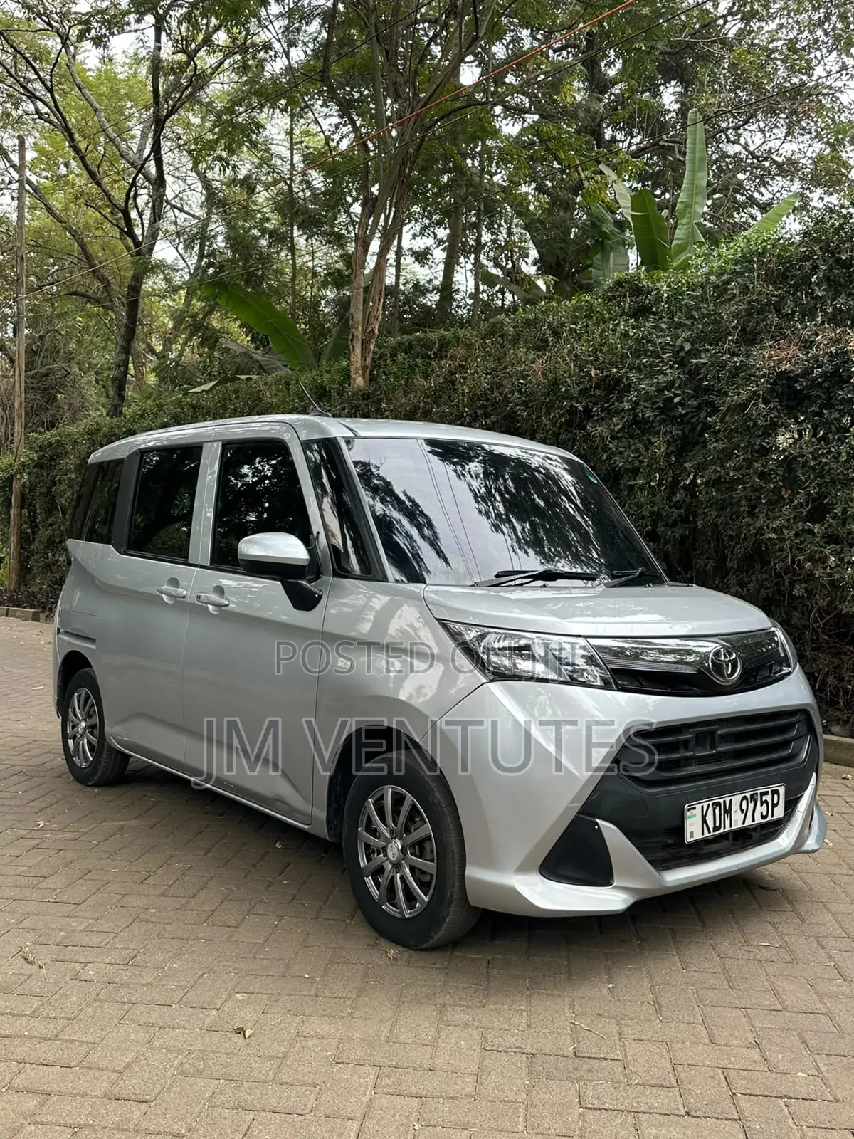 Toyota Tank 2017 Silver