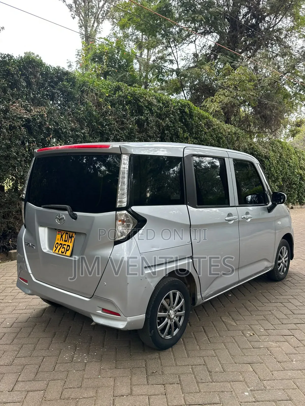 Toyota Tank 2017 Silver