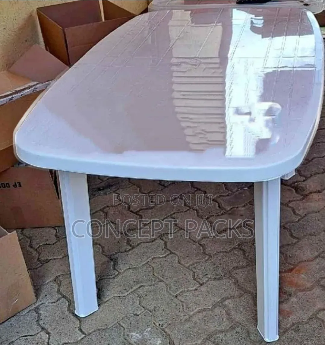 Garden 6 Seater Table.