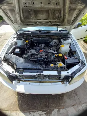 Subaru Legacy 2.5 Automatic 1999 White