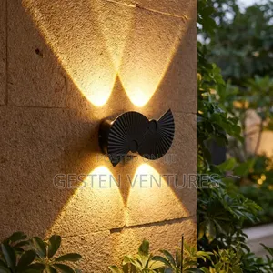 4W LED Up-and-Down Outdoor Wall Sconce Outdoor Light