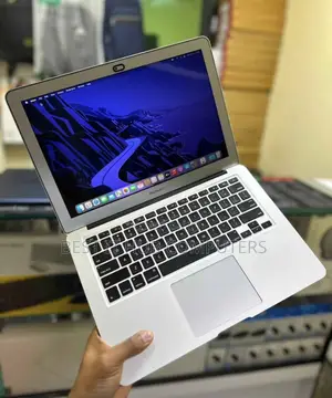 Laptop Apple MacBook Air 2015 8GB Intel Core i5 SSD 256GB