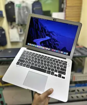 Laptop Apple MacBook Air 2015 8GB Intel Core i5 SSD 256GB