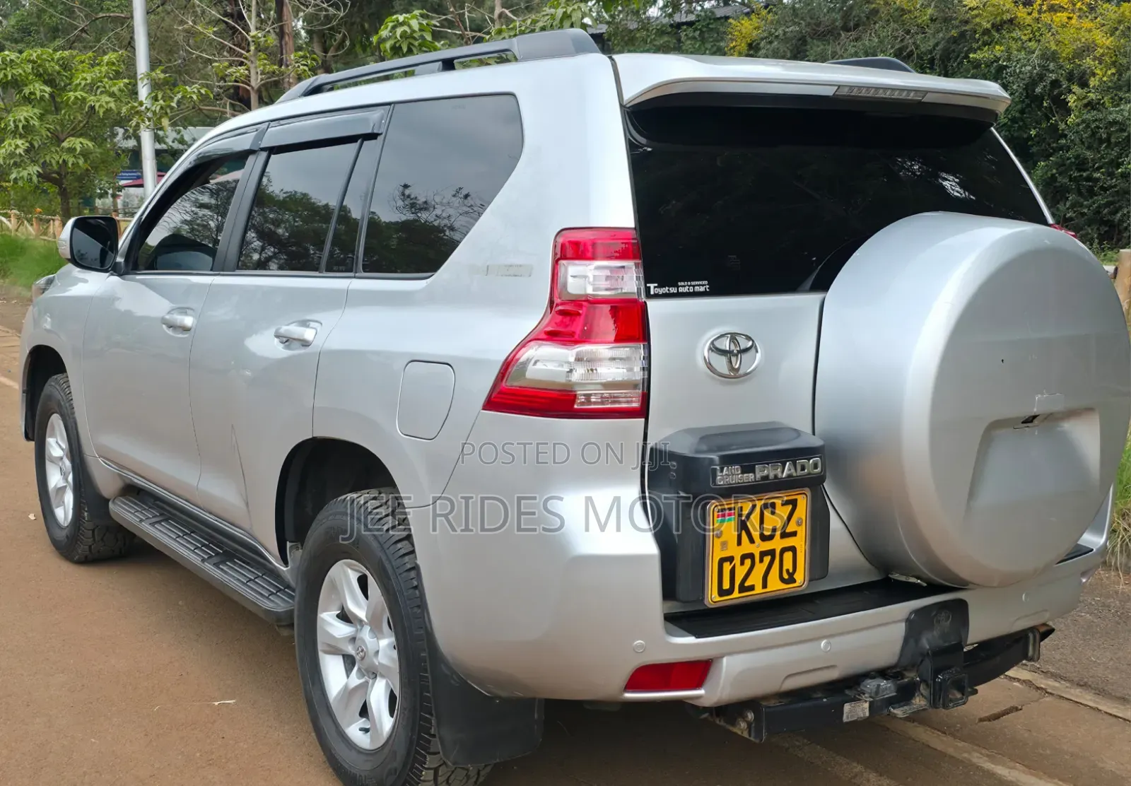 Toyota Land Cruiser Prado 2012 Silver