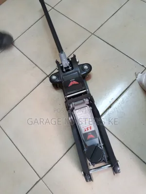 2.5 T Light Duty Trolley Jack
