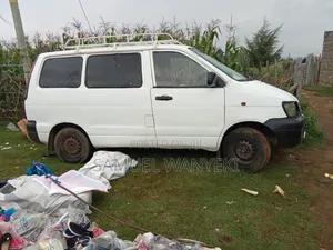 Toyota TownAce 2001 White
