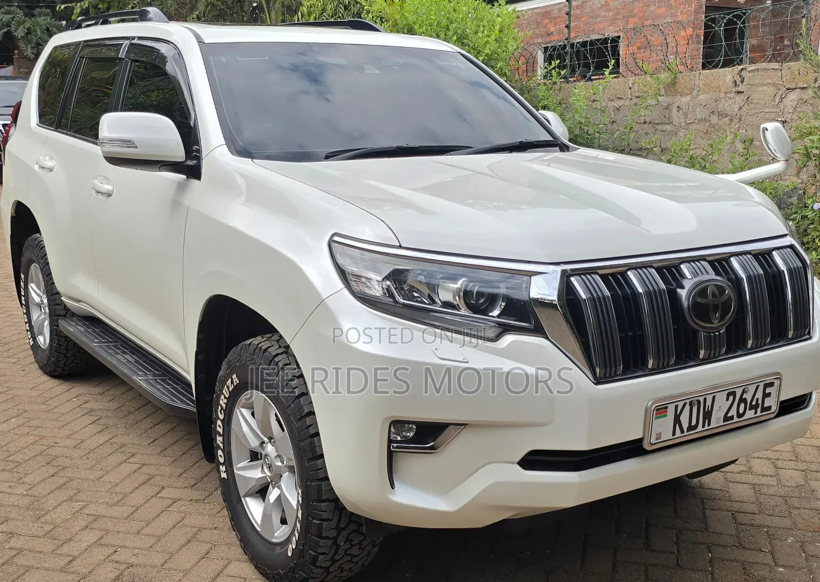Toyota Land Cruiser Prado 2018 Pearl