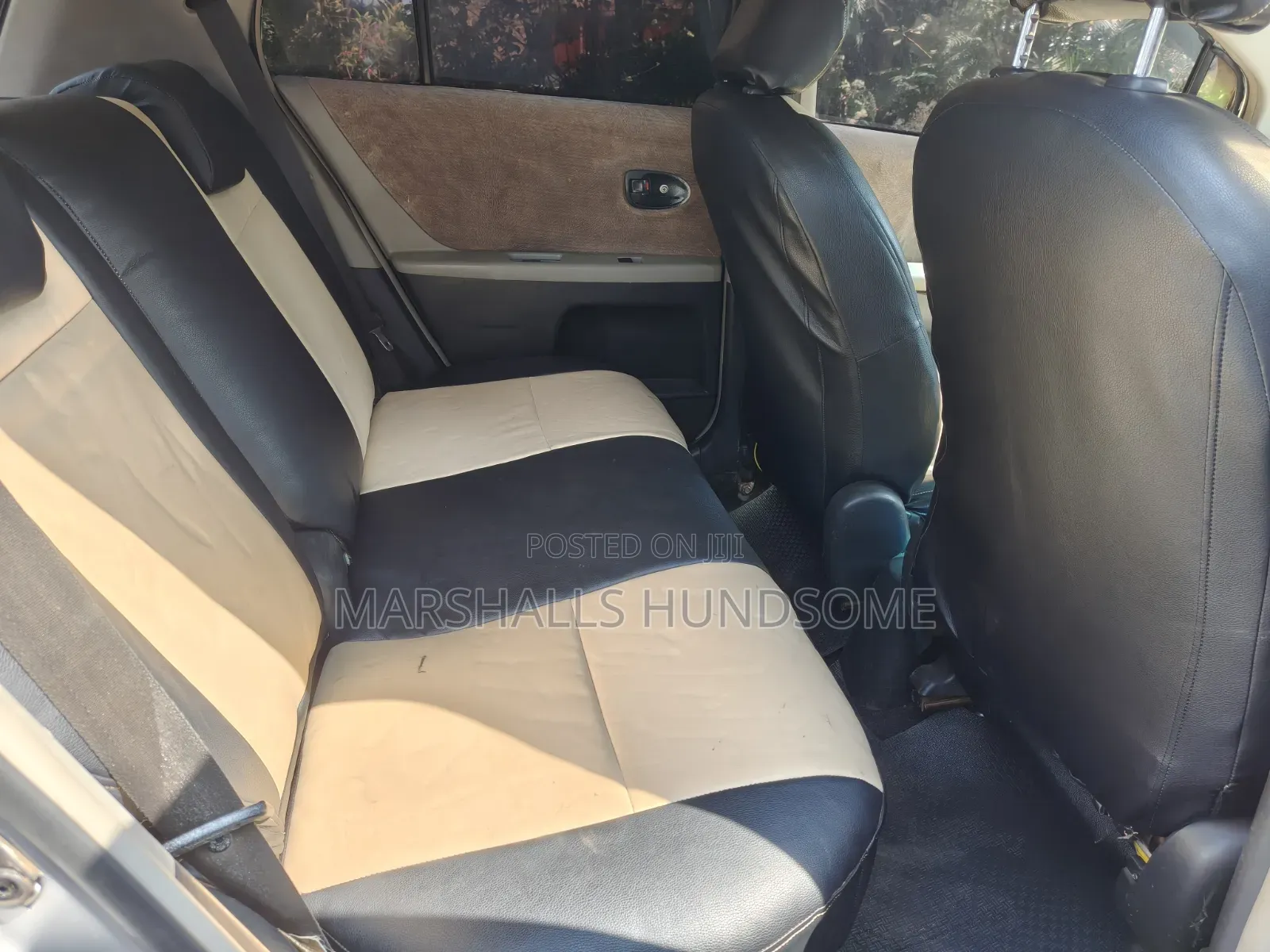 Toyota Vitz 2007 Silver