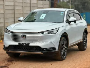 Honda Vezel 2021 Off white