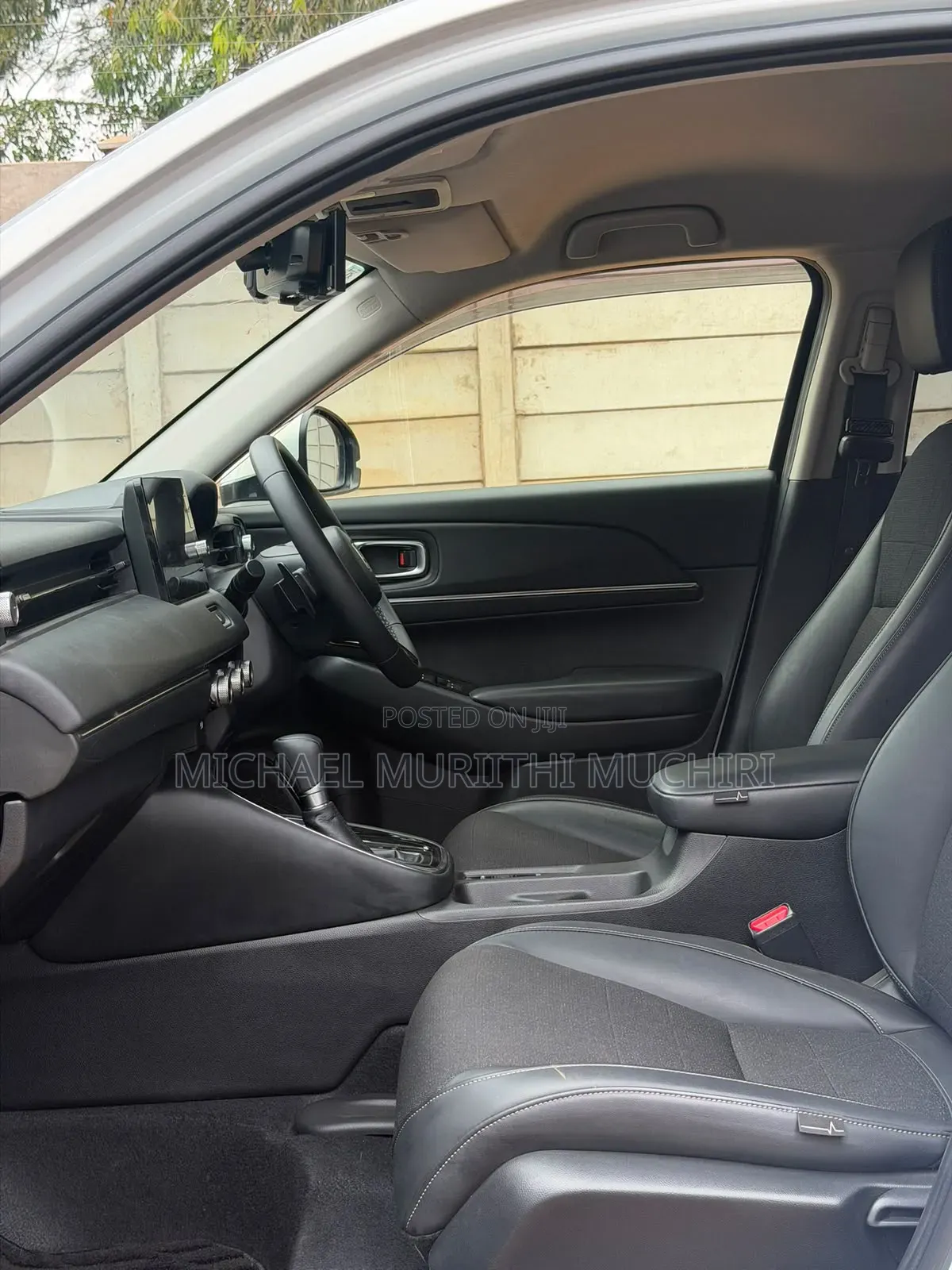 Honda Vezel 2021 Off white