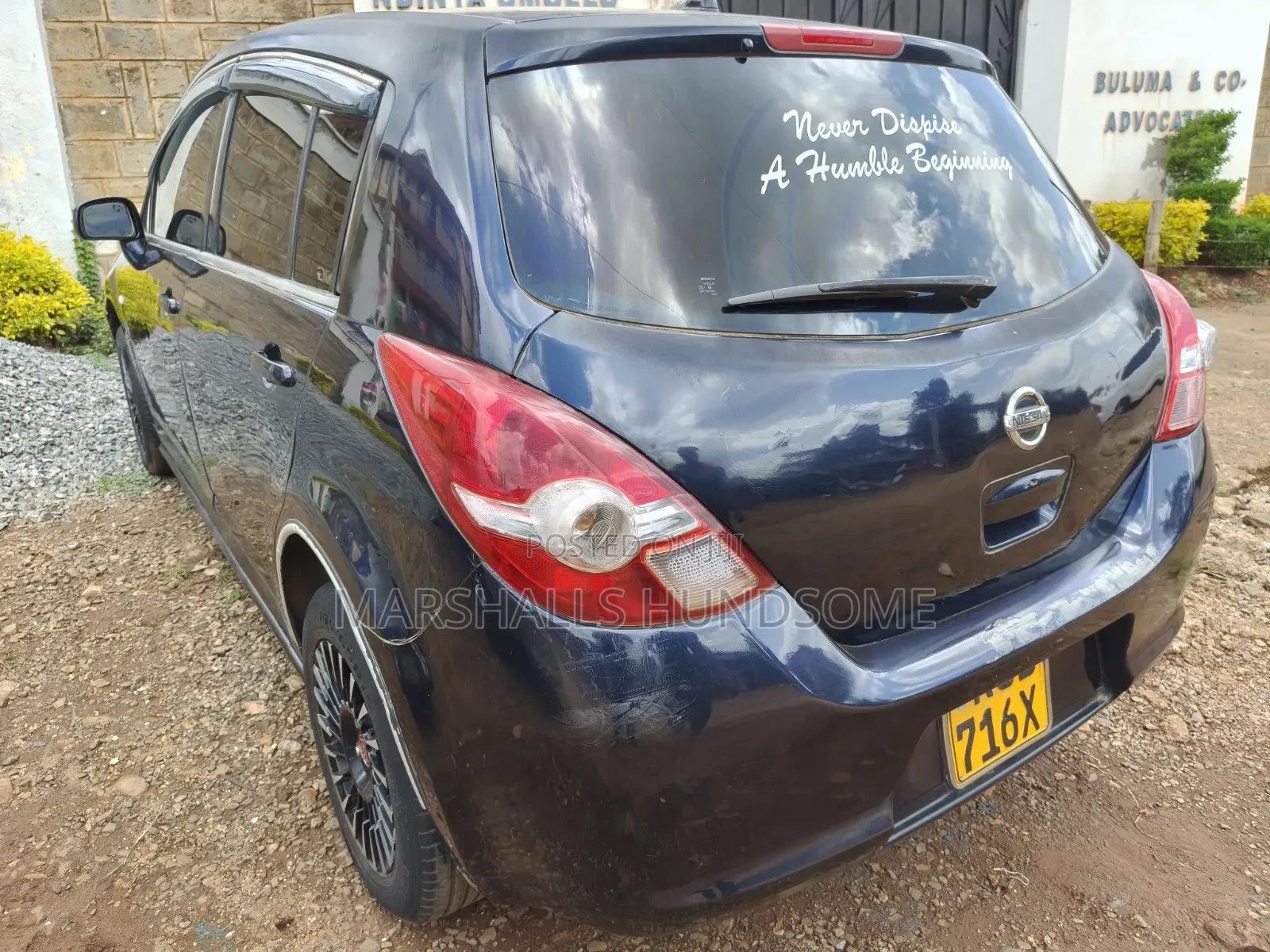 Nissan Tiida 2011 Black
