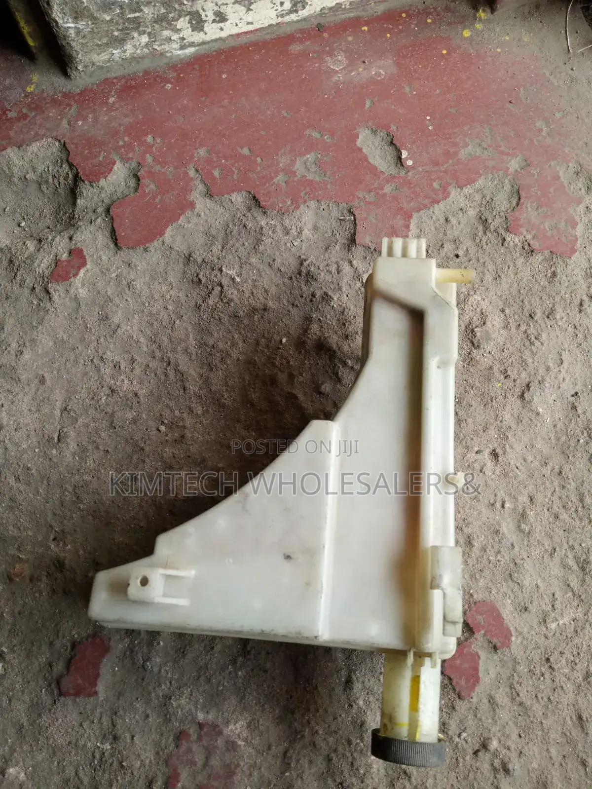 Nissan AD Coolant Bottle