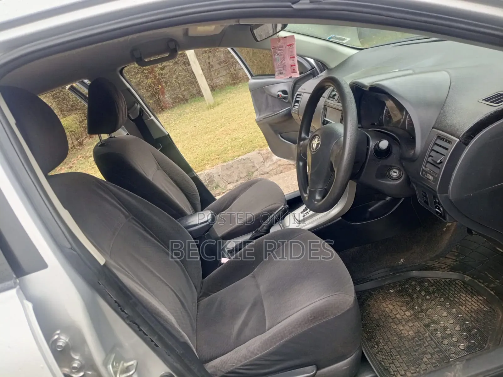 Toyota Corolla Fielder 2009 Silver