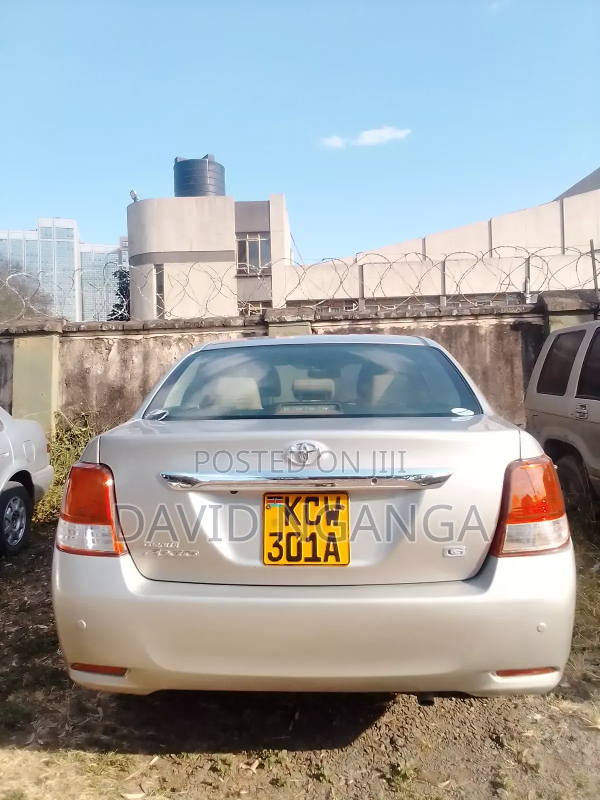 Toyota Axio 2013 Silver