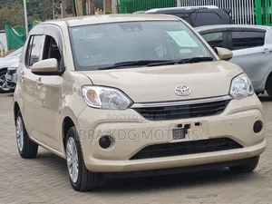 Toyota Passo 2019 Beige