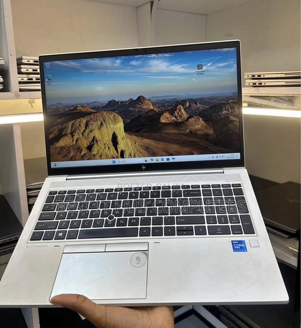Laptop HP EliteBook 850 G8 16GB Intel Core i7 SSD 512GB