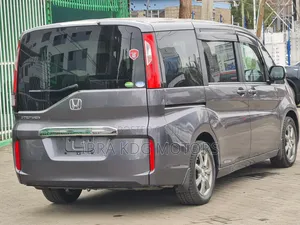 Honda Stepwgn 2019 Gray