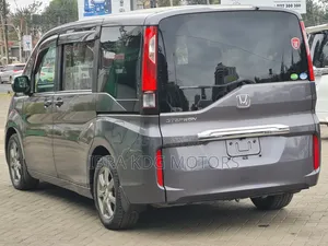 Honda Stepwgn 2019 Gray