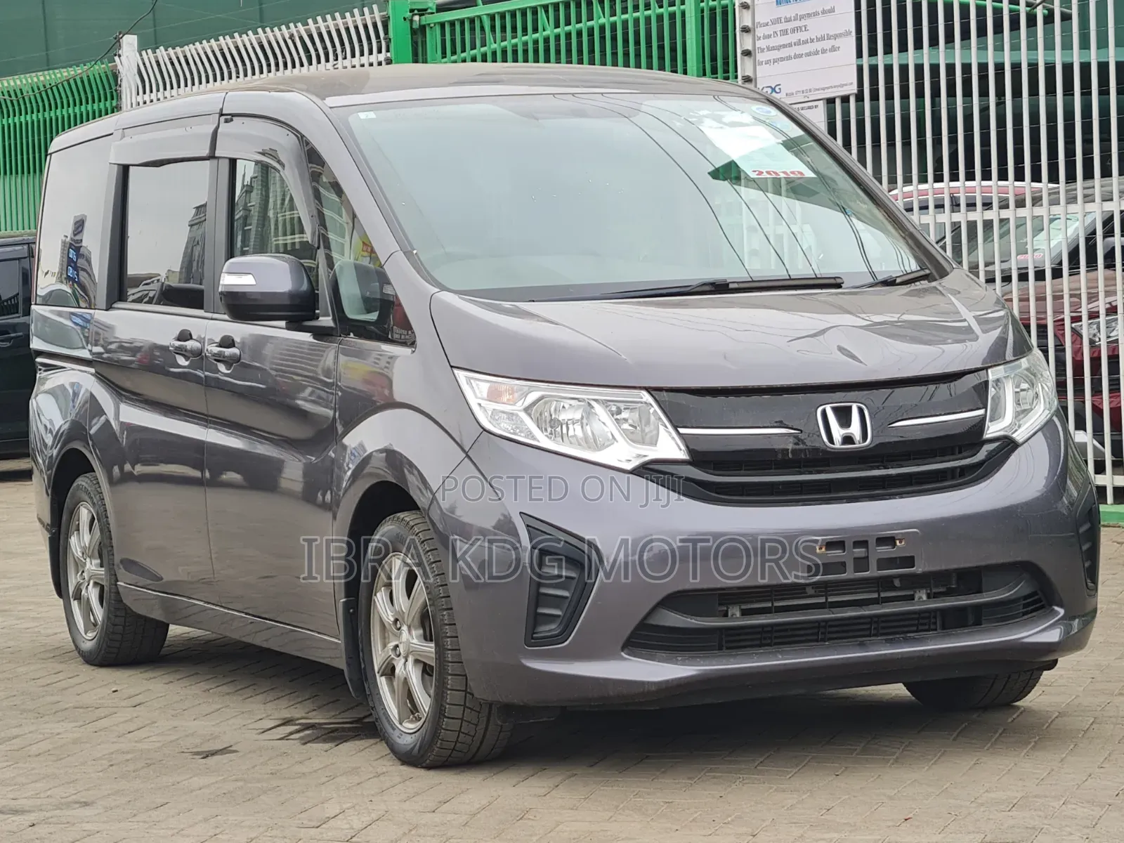 Honda Stepwgn 2019 Gray