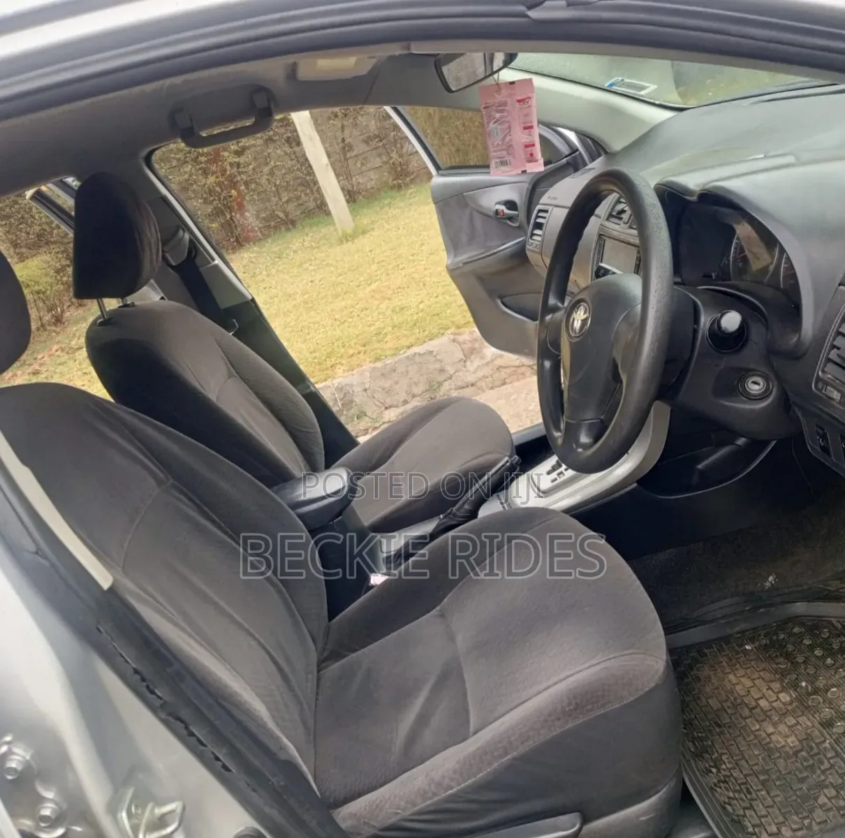 Toyota Corolla Fielder 2009 Silver