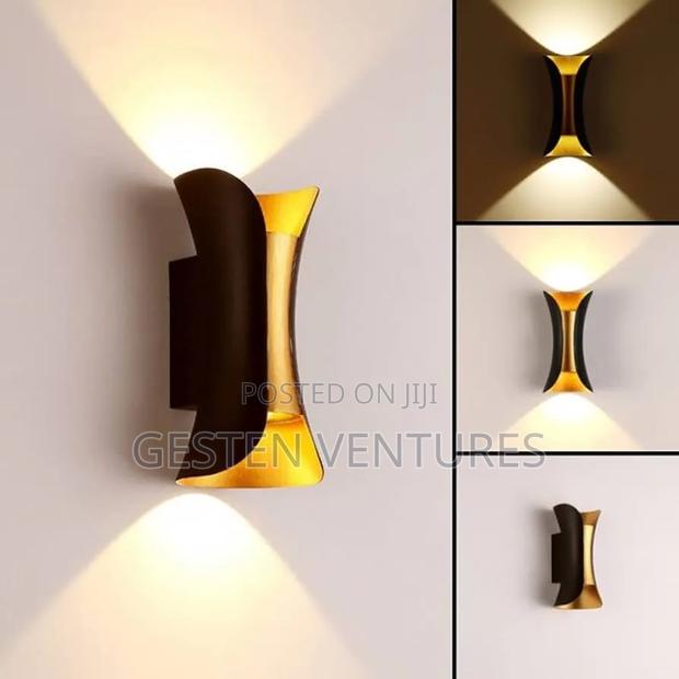 Skylight Outdoor Waterproof Led Wall Lamp