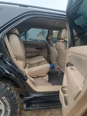 Toyota Fortuner 2005 Black