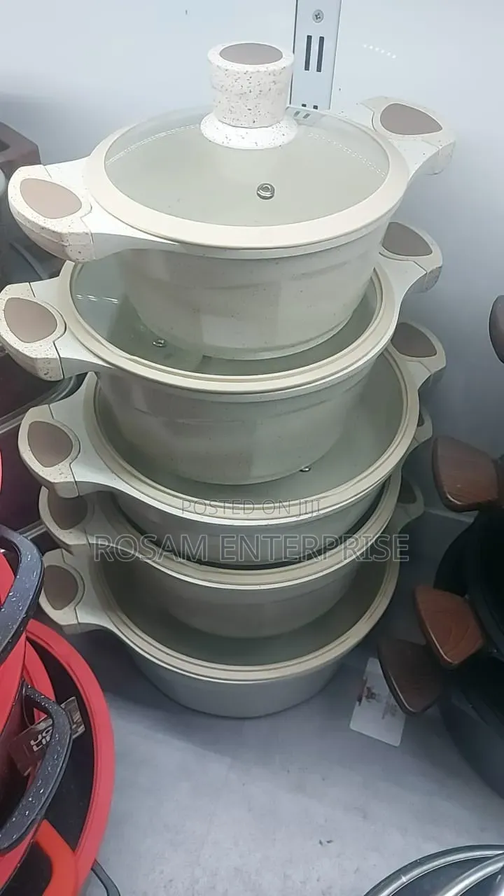 UCC 10pcs Cookware Set.