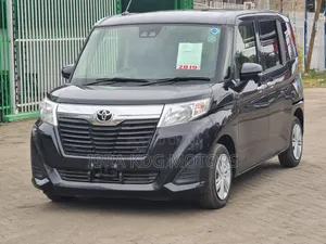 Toyota Roomy 2019 Black