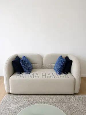 Elegant Cream 5-Seater Sofa Set – Excellent Condition