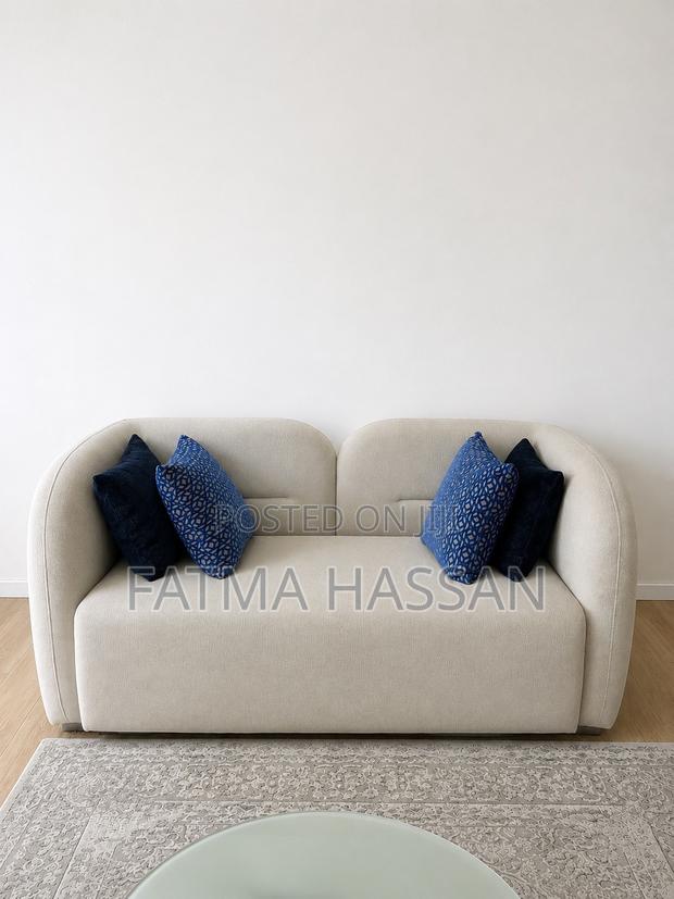 Elegant Cream 5-Seater Sofa Set – Excellent Condition