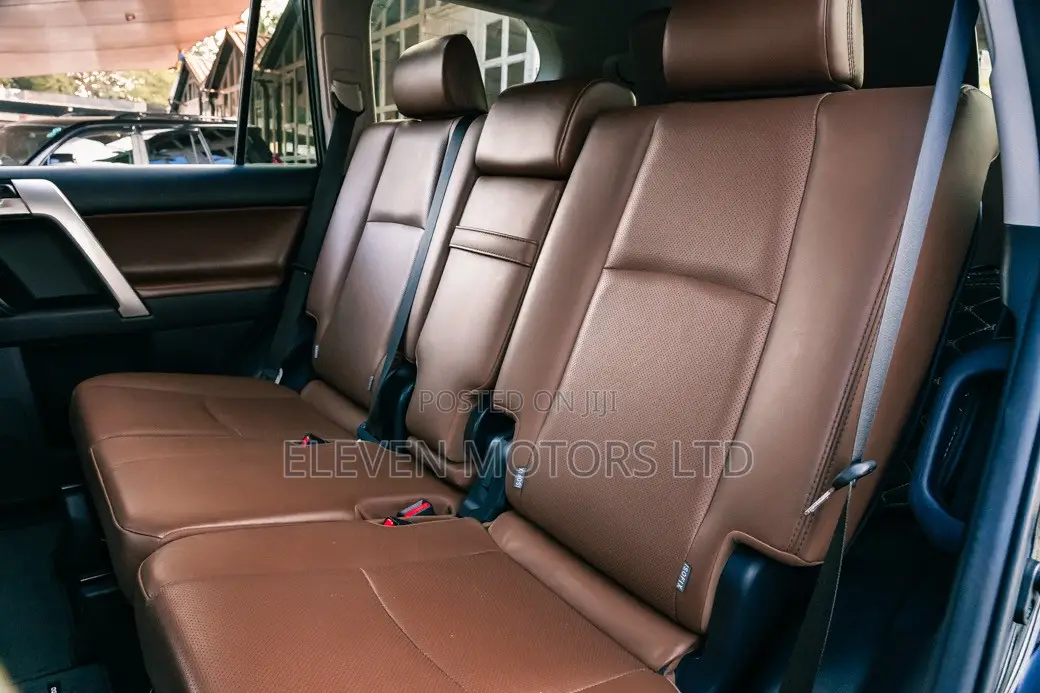 Toyota Land Cruiser Prado 2021 Black