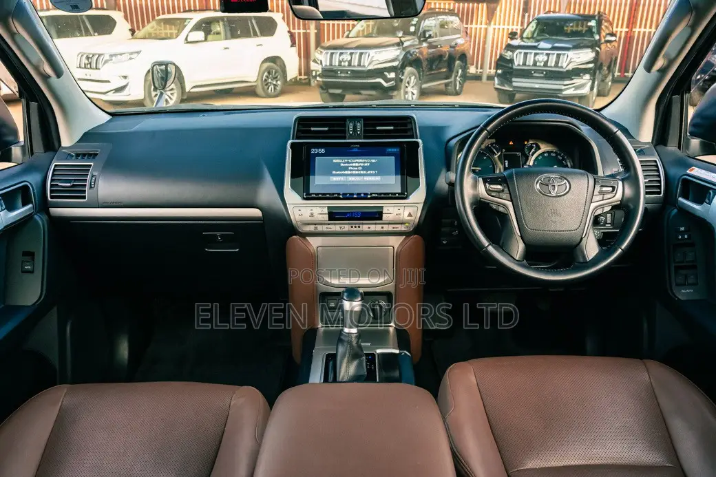 Toyota Land Cruiser Prado 2021 Black