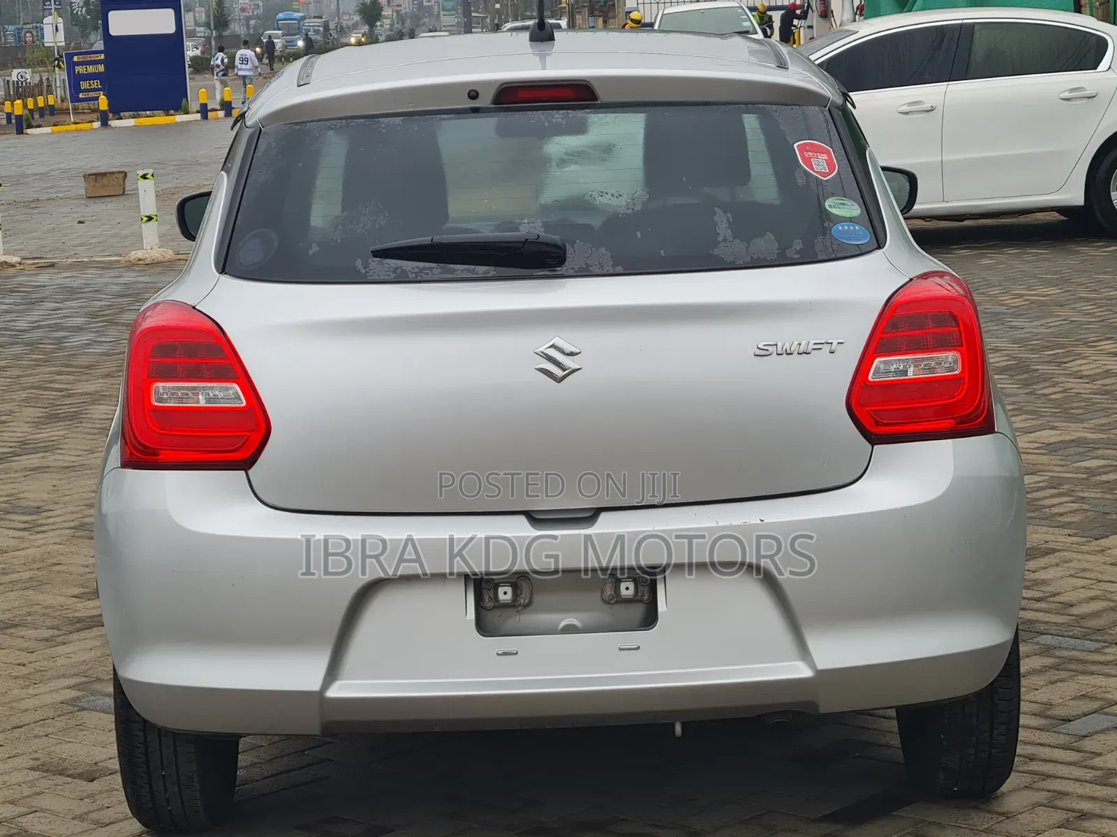 Suzuki Swift 2019 Silver