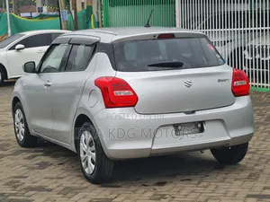 Suzuki Swift 2019 Silver