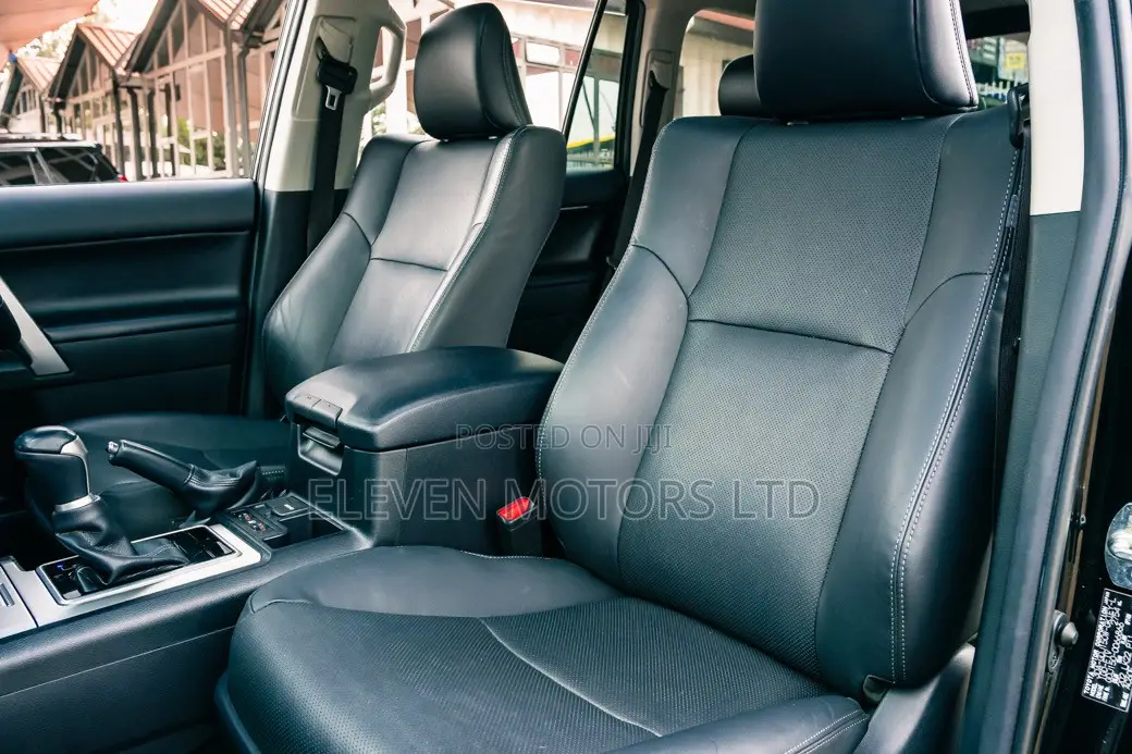 Toyota Land Cruiser Prado 2021 Black