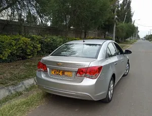 Chevrolet Cruze LS 4dr Sedan (1.8L 4cyl 6A) 2014 Silver