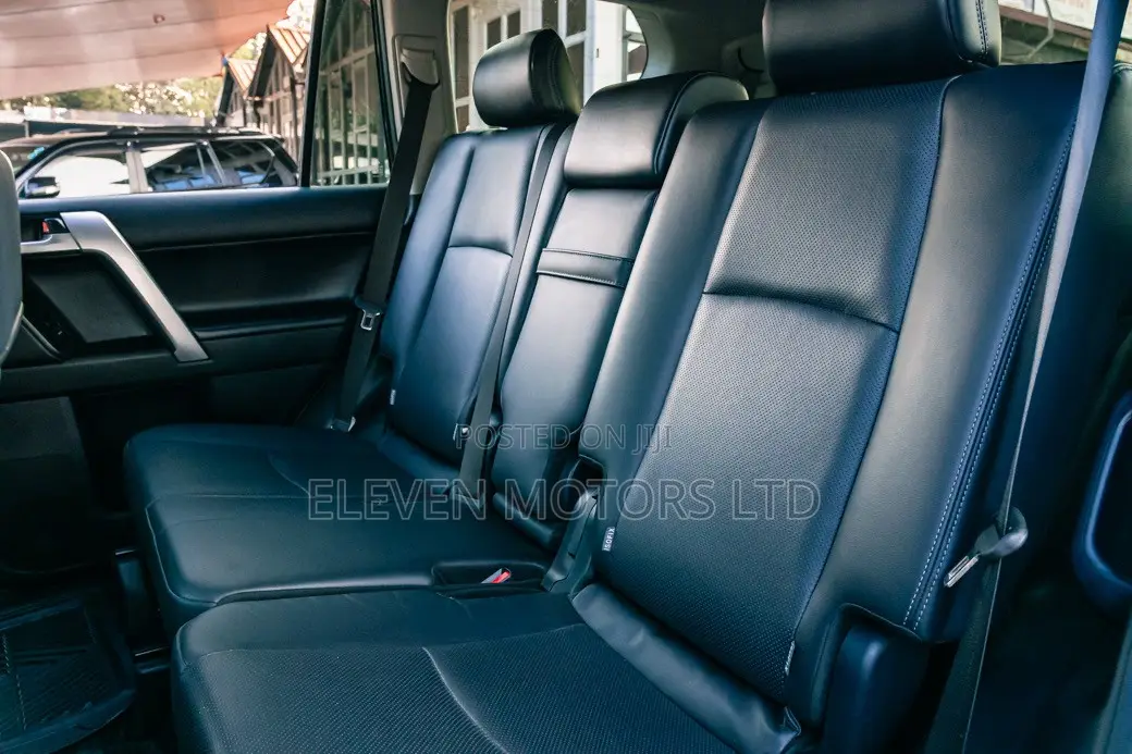 Toyota Land Cruiser Prado 2021 Black