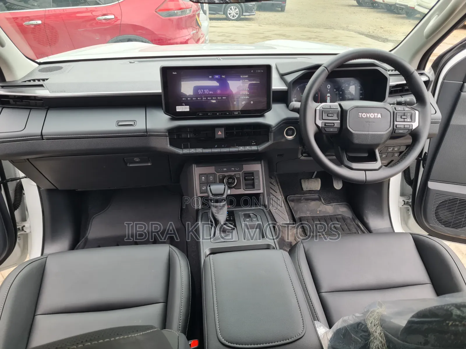 New Toyota Hilux 2026 White