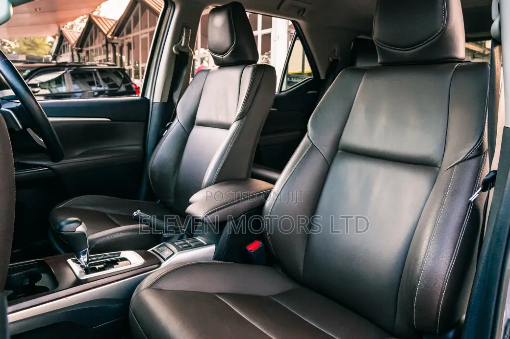 Toyota Fortuner 2020 Silver