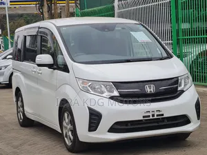 Honda Stepwgn 2019 White