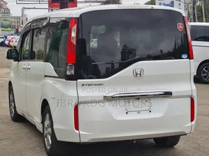 Honda Stepwgn 2019 White