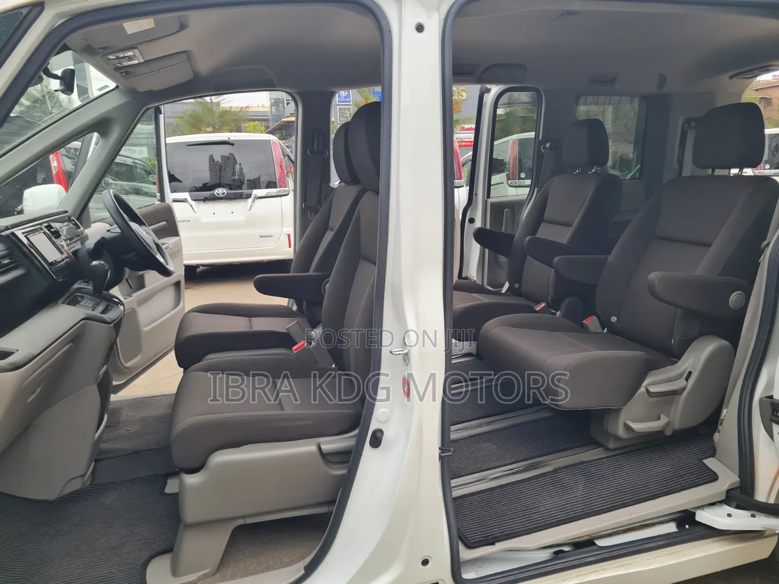 Honda Stepwgn 2019 White