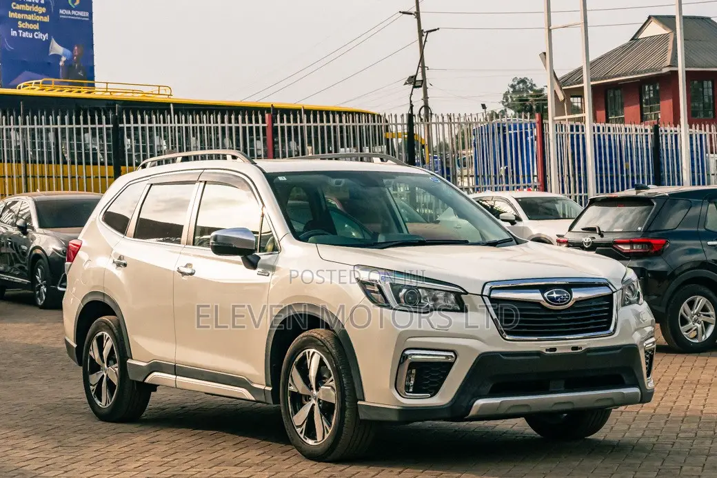 Subaru Forester 2019 White