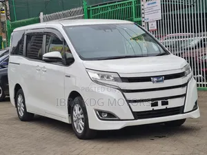 Toyota Noah 2019