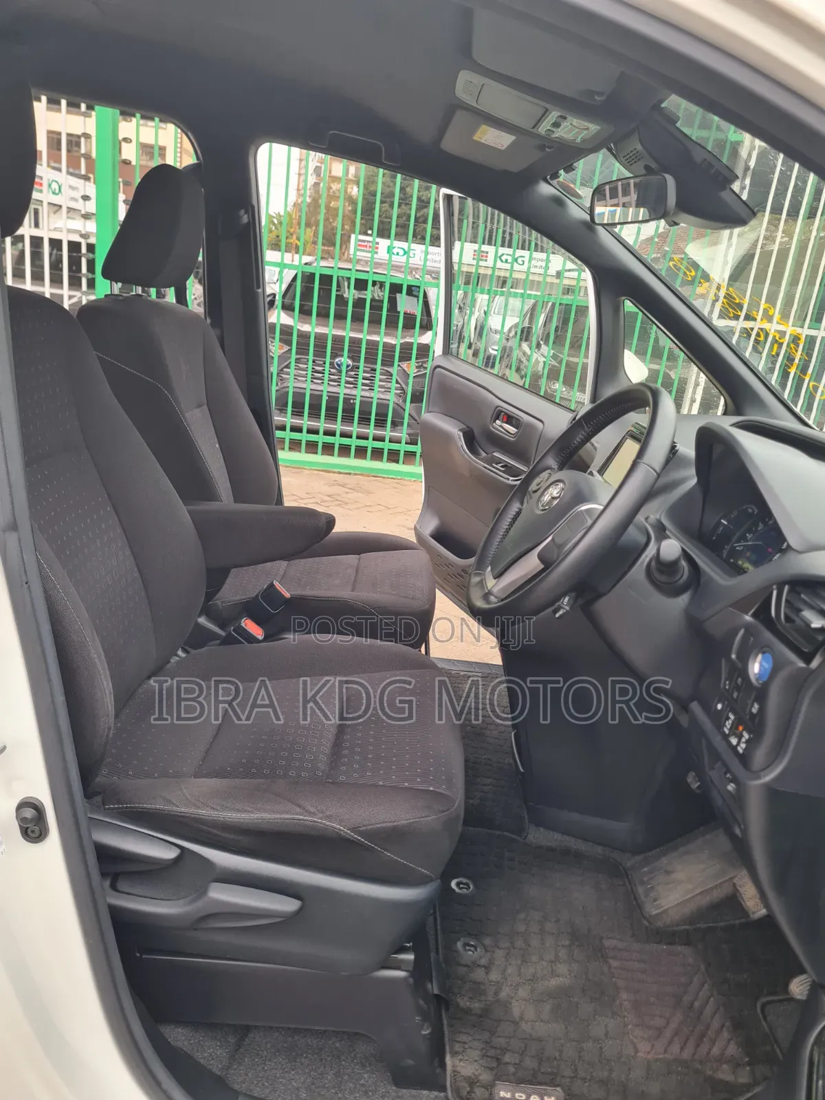 Toyota Noah 2019