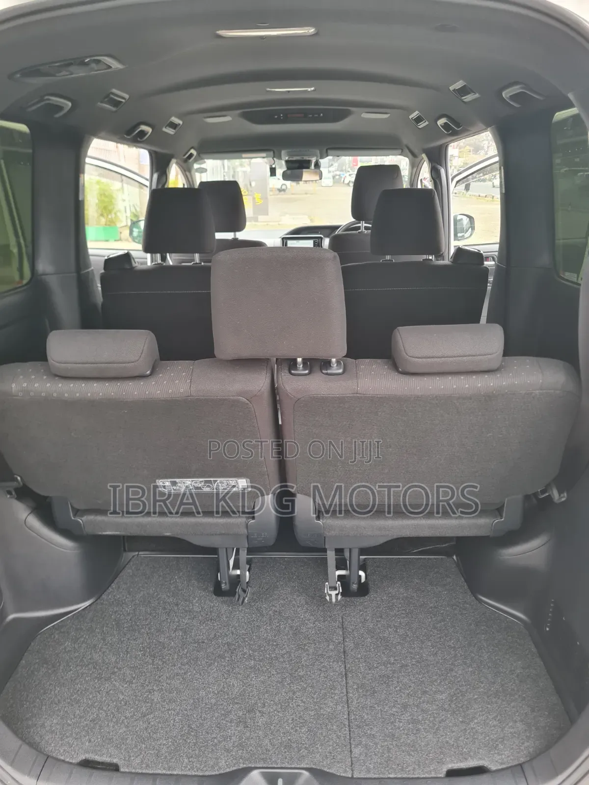 Toyota Noah 2019