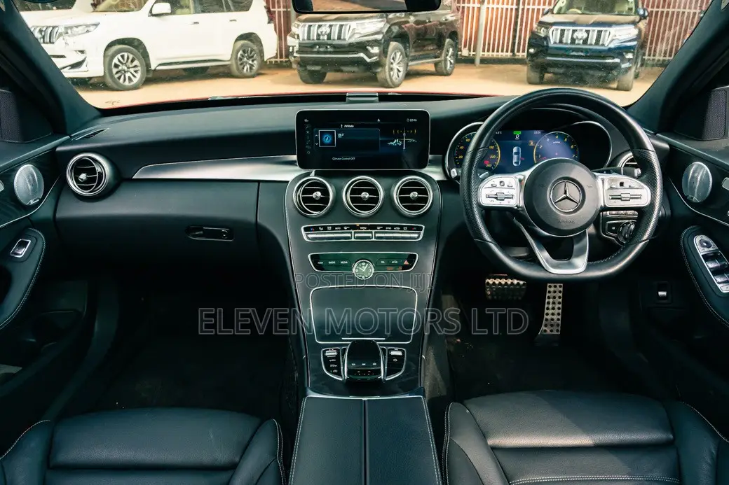 Mercedes-Benz C200 2019 Red