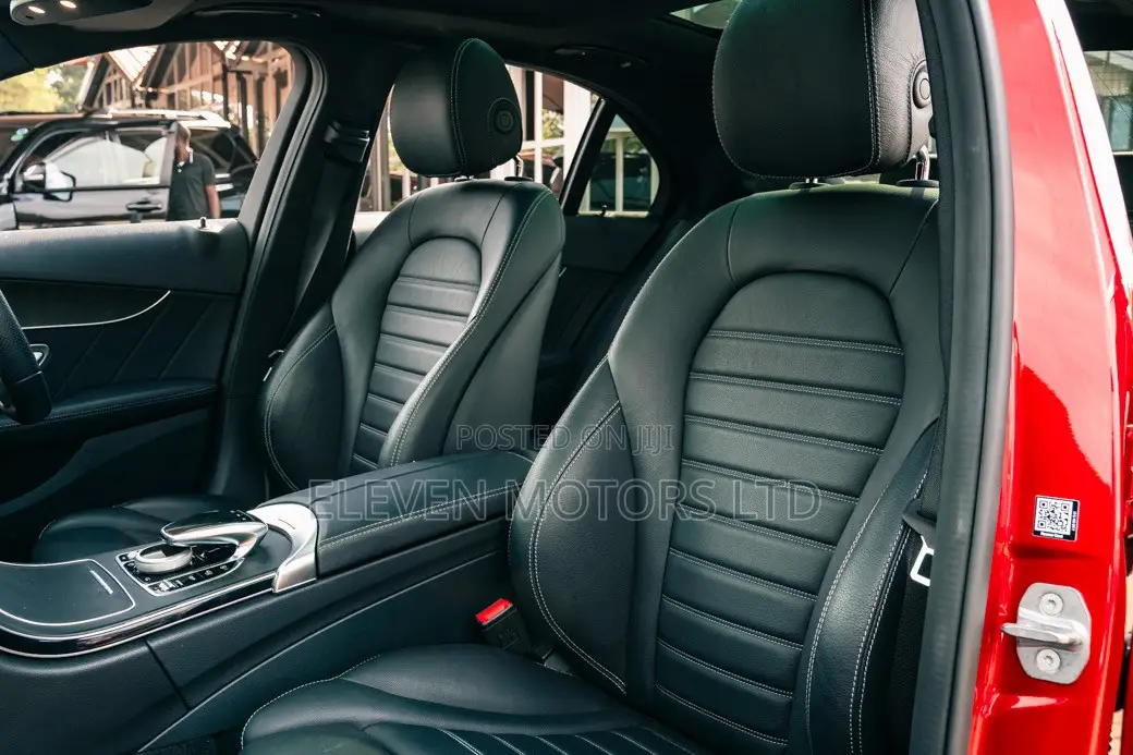 Mercedes-Benz C200 2019 Red