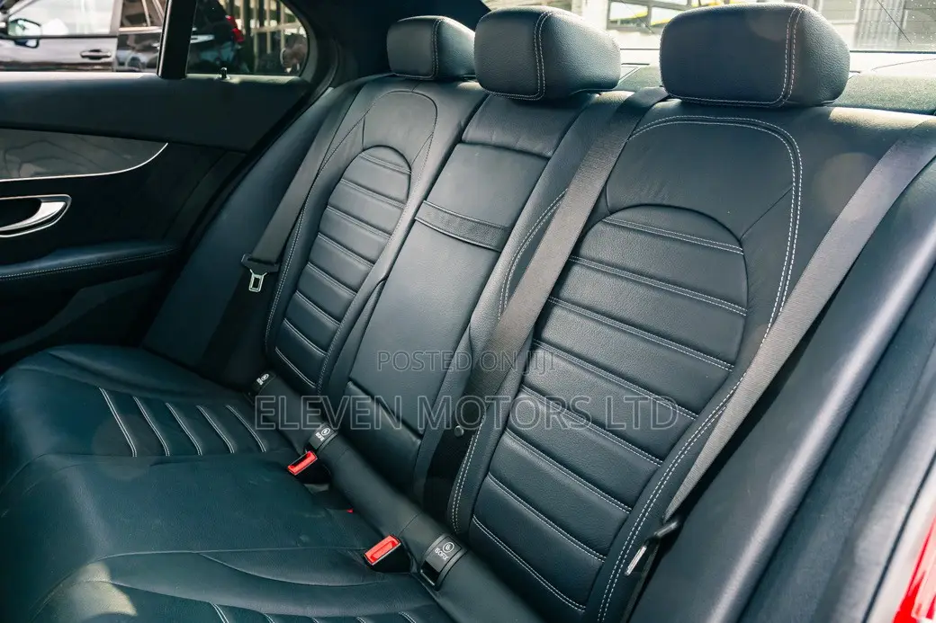 Mercedes-Benz C200 2019 Red