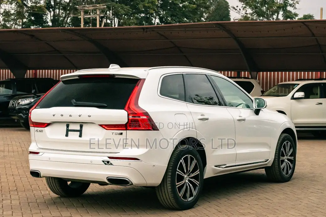 Volvo XC60 2019 White